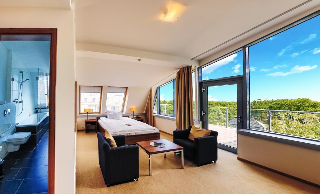 The Grand Ahrenshoop Hotell Exteriör bild
